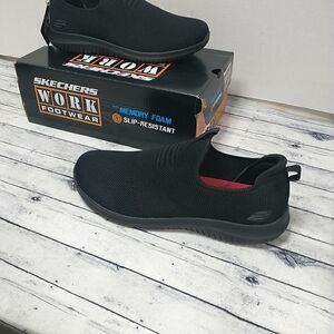 Skechers Women's SZ 11 Work Non Slip Relaxed Fit UltraFlex Blk Slip On #108034 .